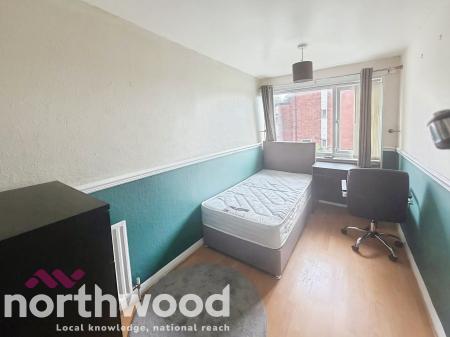 5 bedroom Terraced House to let in Willow Hey, Skelmersdale, WN8