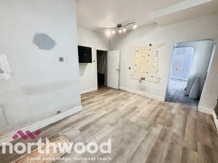 0 bedroom Hairdresser/Barber Shop to let in Witham Road, Skelmersdale, WN8