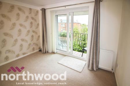 2 bedroom Flat to let in Alexandra Road, Southport, PR9
