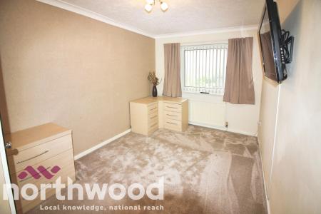 2 bedroom Flat to let in Alexandra Road, Southport, PR9