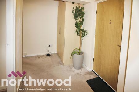 2 bedroom Flat to let in Alexandra Road, Southport, PR9