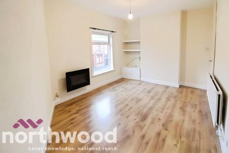 1 bedroom Flat to let in Woolden Street, Wigan, WN5