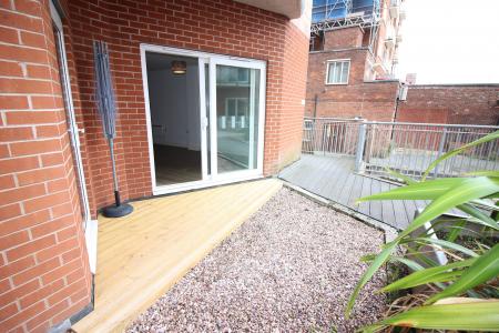 2 bedroom Flat to let in Lord Street, Southport, PR9