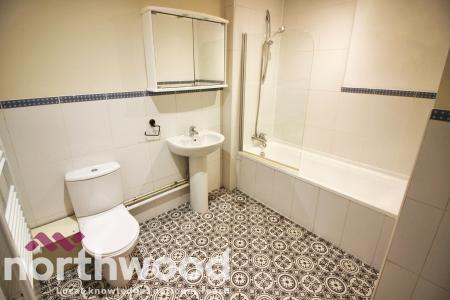 2 bedroom Flat to let in Lord Street, Southport, PR9
