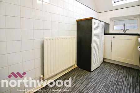 1 bedroom Flat to let in Knowsley Road, Southport, PR9