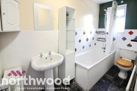1 bedroom Flat to let in Knowsley Road, Southport, PR9