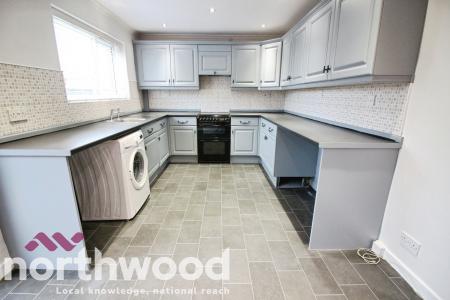 3 bedroom Semi-detached house to let in Ovington Drive, Southport, PR8
