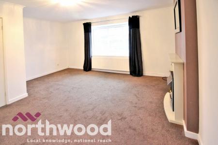 3 bedroom Semi-detached house to let in Ovington Drive, Southport, PR8