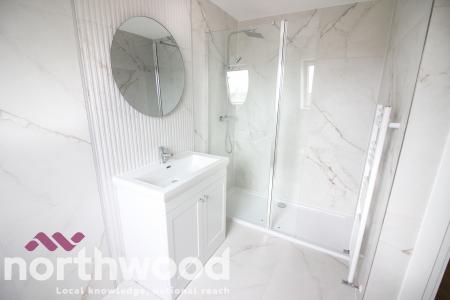 2 bedroom Apartment to let in Leyland Road, Southport, PR9