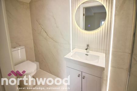 2 bedroom Apartment to let in Leyland Road, Southport, PR9