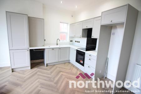 2 bedroom Apartment to let in Leyland Road, Southport, PR9
