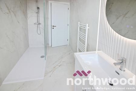 2 bedroom Apartment to let in Leyland Road, Southport, PR9