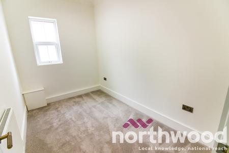 2 bedroom Apartment to let in Leyland Road, Southport, PR9