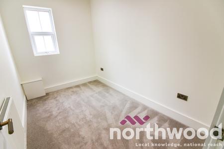 2 bedroom Apartment to let in Leyland Road, Southport, PR9