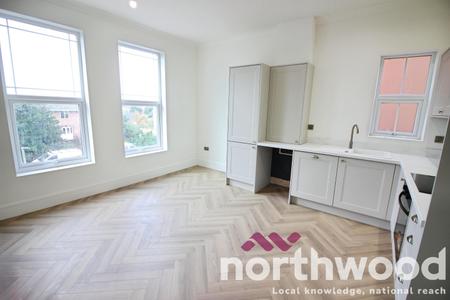 2 bedroom Apartment to let in Leyland Road, Southport, PR9
