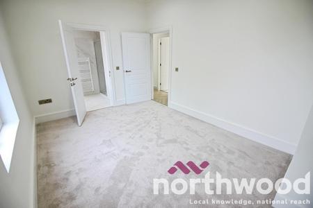 2 bedroom Apartment to let in Leyland Road, Southport, PR9