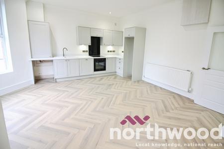 2 bedroom Apartment to let in Leyland Road, Southport, PR9