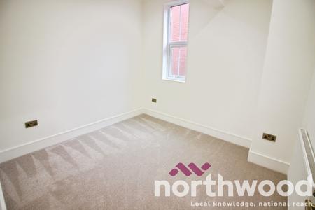 2 bedroom Apartment to let in Leyland Road, Southport, PR9