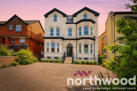 2 bedroom Apartment to let in Leyland Road, Southport, PR9