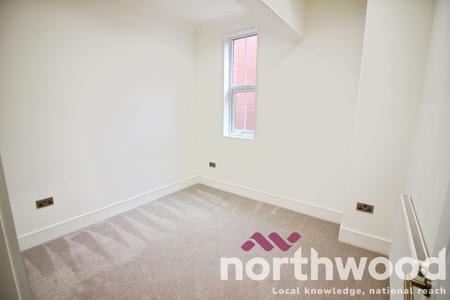 2 bedroom Apartment to let in Leyland Road, Southport, PR9