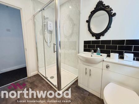 1 bedroom House share to let in Park Road, Ormskirk, L39