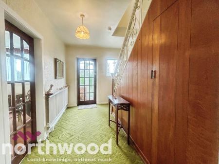 3 bedroom Semi-detached house for sale in Guildford Road, Birkdale, PR8
