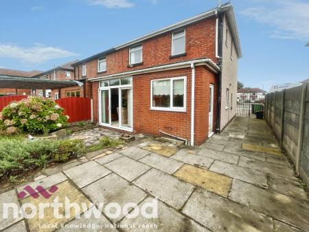 3 bedroom Semi-detached house for sale in Guildford Road, Birkdale, PR8