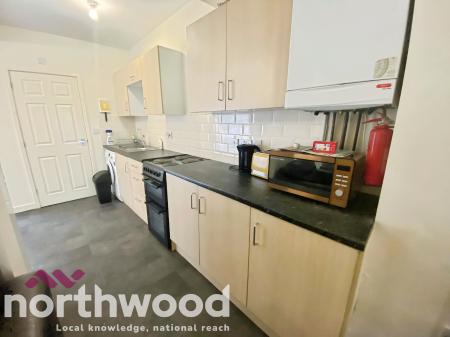 4 bedroom House share to let in Clayton Street, Skelmersdale, WN8