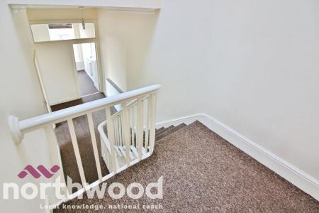 3 bedroom Flat to let in Bridge Grove, Southport, PR8
