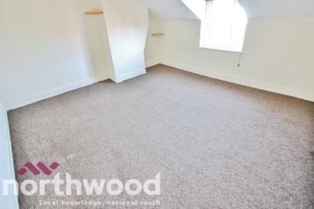 3 bedroom Flat to let in Bridge Grove, Southport, PR8