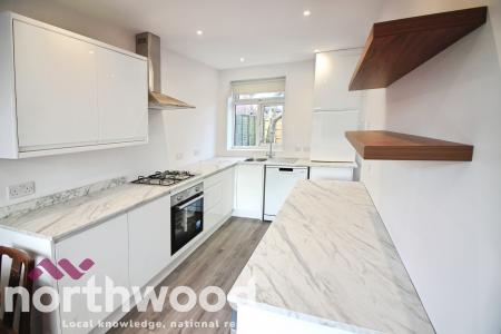 3 bedroom Semi-detached house to let in Guildford Road, Birkdale, PR8