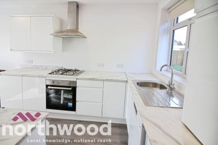3 bedroom Semi-detached house to let in Guildford Road, Birkdale, PR8