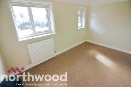 3 bedroom Semi-detached house to let in Guildford Road, Birkdale, PR8