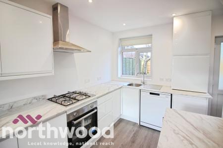 3 bedroom Semi-detached house to let in Guildford Road, Birkdale, PR8