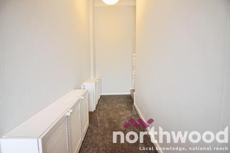 1 bedroom Flat to let in Cypress Road, Southport, Southport, PR8