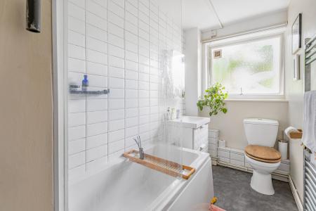 2 bedroom Flat for sale in Abbots Park, St Albans, AL1