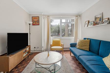 2 bedroom Flat for sale in Abbots Park, St Albans, AL1