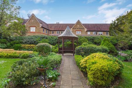 1 bedroom Flat for sale in Beaumonds, St Albans, AL1