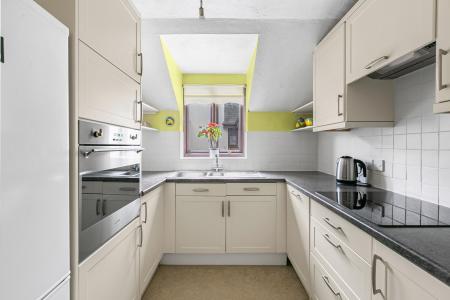 1 bedroom Retirement property for sale in Beaumonds, St Albans, AL1