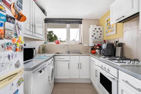 3 bedroom Flat for sale in Belmont Court, St Albans, AL1