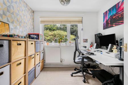 3 bedroom Flat for sale in Belmont Court, St Albans, AL1