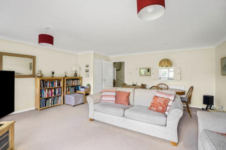 3 bedroom Terraced House for sale in Boissy Close, St Albans, AL4