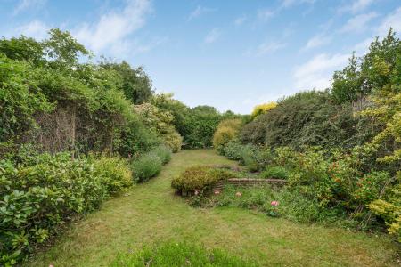 3 bedroom Terraced House for sale in Boissy Close, St Albans, AL4