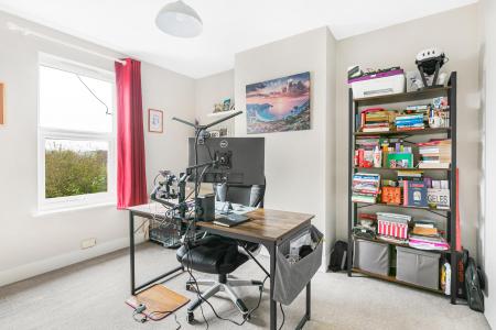 2 bedroom Terraced House for sale in Camp View Road, St Albans, AL1