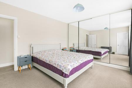 2 bedroom Terraced House for sale in Camp View Road, St Albans, AL1