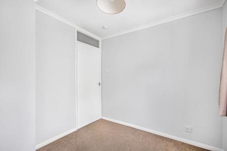 2 bedroom Flat for sale in Cedar Court, St Albans, AL4