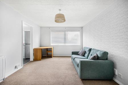 2 bedroom Flat for sale in Cedar Court, St Albans, AL4