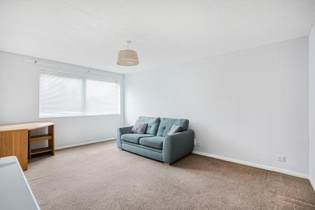 2 bedroom Flat for sale in Cedar Court, St Albans, AL4