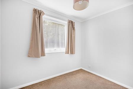 2 bedroom Flat for sale in Cedar Court, St Albans, AL4