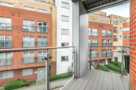 2 bedroom Flat for sale in Charrington Place, St Albans, AL1